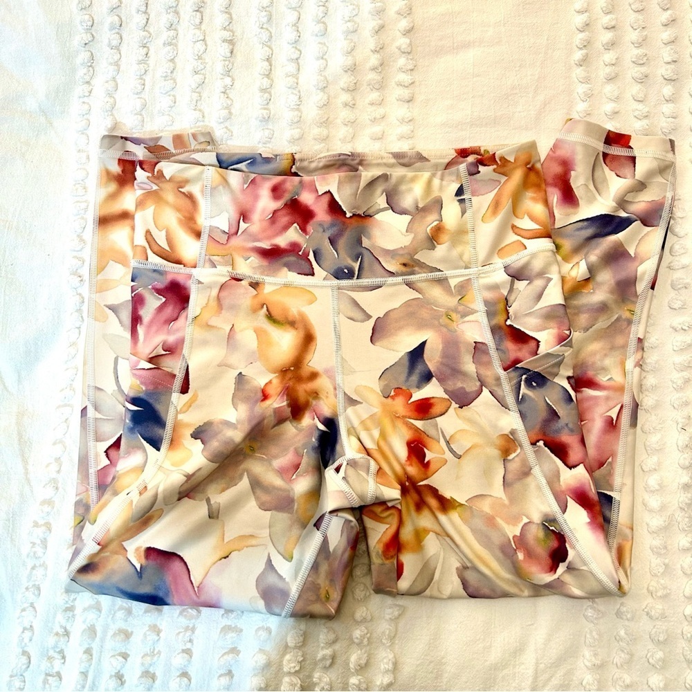 GAP Fit Women’s Multicolor Floral Workout Blackout Leggings Sz M